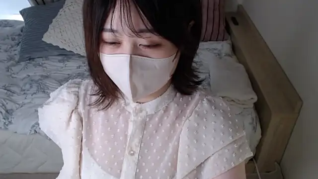 Snapshot of mi__san chatting on September 27, 2025, 2:27 am mi san online show from September 27, 2025, 2:27 am