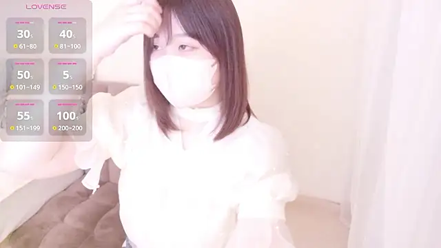 Snapshot of mi__san chatting on February 28, 2026, 12:06 pm mi san online show from February 28, 2026, 12:06 pm