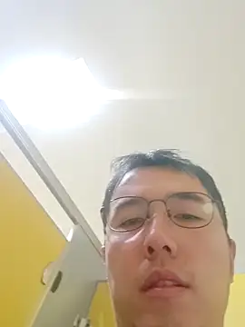 nnnnnan9527 online show from September 23, 2025, 3:31 am