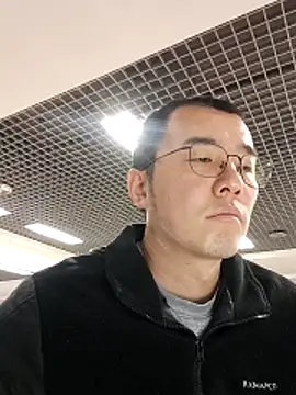 nnnnnan9527 online show from February 4, 2026, 2:39 am