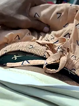 Snapshot of Mr_xxx007@xh chatting on October 4, 2025, 4:49 pm Mr xxx007xh online show from October 4, 2025, 4:49 pm