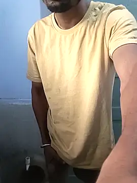 Snapshot of Mr_xxx007@xh chatting on November 3, 2025, 4:14 am Mr xxx007xh online show from November 3, 2025, 4:14 am