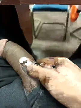 Snapshot of Mr_xxx007@xh chatting on November 15, 2025, 2:09 am Mr xxx007xh online show from November 15, 2025, 2:09 am