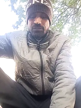 Snapshot of Mr_xxx007@xh chatting on November 29, 2025, 1:30 am Mr xxx007xh online show from November 29, 2025, 1:30 am