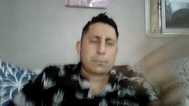 Snapshot of B3toBaby chatting on November 16, 2025, 9:09 pm B3toBaby online show from November 16, 2025, 9:09 pm