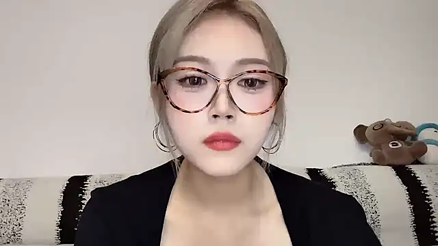 Snapshot of XingKongCOCO-107 chatting on October 1, 2025, 11:38 am XingKongCOCO-107 online show from October 1, 2025, 11:38 am