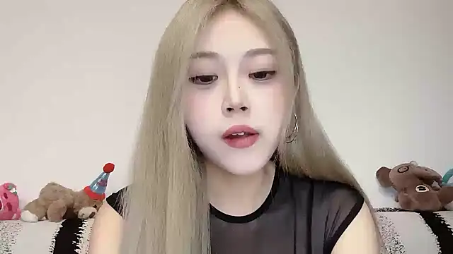 Snapshot of XingKongCOCO-107 chatting on October 15, 2025, 11:10 am XingKongCOCO-107 online show from October 15, 2025, 11:10 am