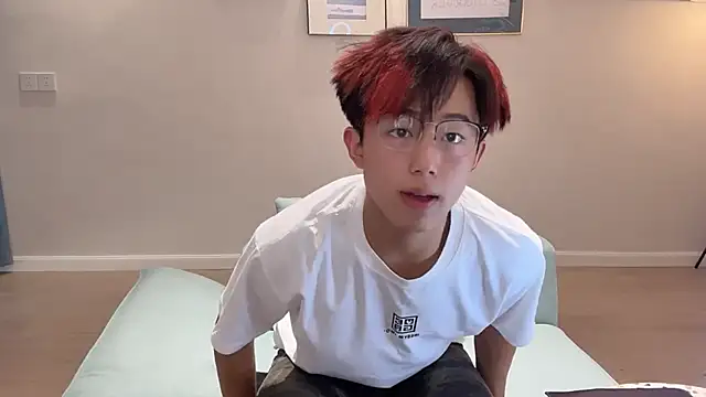 STxuguanhan online show from October 11, 2025, 7:07 am