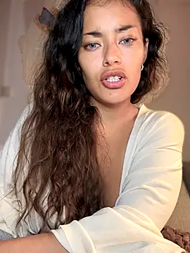 Snapshot of Risky_Workouts chatting on September 14, 2025, 10:42 pm Risky Workouts online show from September 14, 2025, 10:42 pm