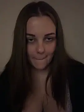 ItsLxsa online show from September 8, 2025, 10:20 pm