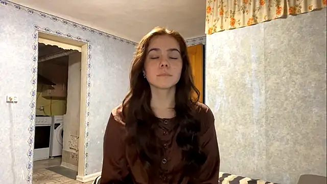 Lia rise online show from September 18, 2025, 4:09 pm