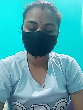 DivyaBhabhi69xh online show from February 11, 2026, 4:45 pm