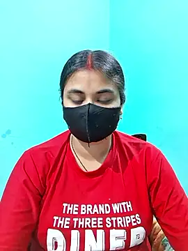 Snapshot of DivyaBhabhi69@xh chatting on May 27, 2026, 4:15 pm DivyaBhabhi69xh online show from May 27, 2026, 4:15 pm