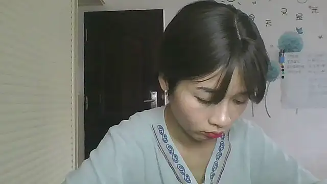 Snapshot of Monice1314 chatting on September 20, 2025, 5:41 am Monice1314 online show from September 20, 2025, 5:41 am