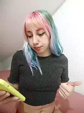 Snapshot of xRamona chatting on April 3, 2026, 1:14 am xRamona online show from April 3, 2026, 1:14 am