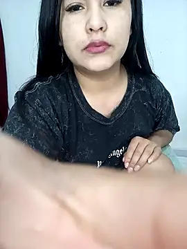 Snapshot of cazumyy chatting on November 10, 2025, 2:05 pm cazumyy online show from November 10, 2025, 2:05 pm