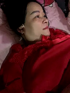 Star-sweet online show from October 25, 2025, 1:46 am