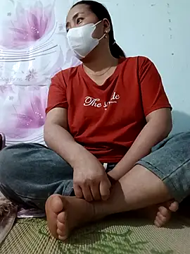 Snapshot of Linda885 chatting on December 16, 2025, 8:41 am Linda885 online show from December 16, 2025, 8:41 am