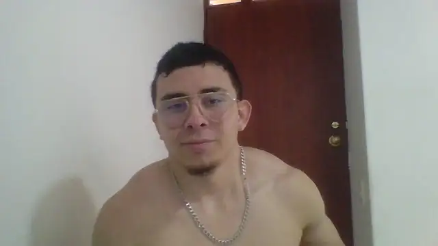 Eross Santy online show from June 17, 2026, 3:24 pm