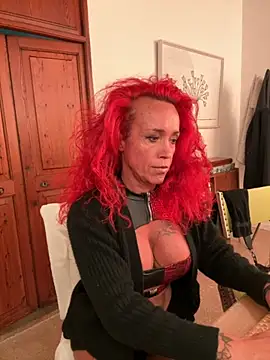 Snapshot of Hotmilfhamburg1 chatting on November 26, 2025, 5:30 am Hotmilfhamburg1 online show from November 26, 2025, 5:30 am