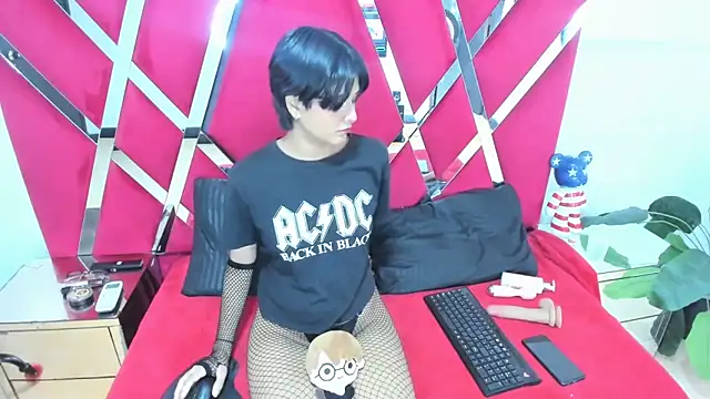 Snapshot of natsumiht chatting on September 29, 2025, 5:12 am natsumiht online show from September 29, 2025, 5:12 am