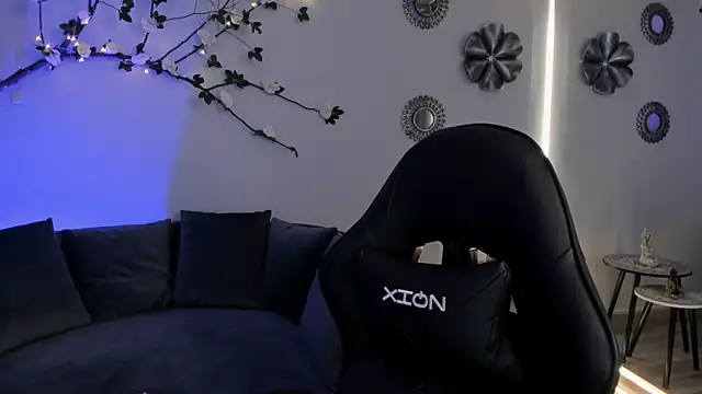 lia  harry online show from September 19, 2025, 8:20 pm