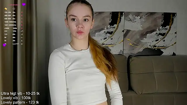 Snapshot of Angel_oci chatting on September 25, 2025, 6:22 pm Angel oci online show from September 25, 2025, 6:22 pm