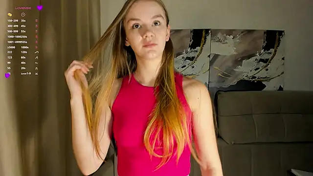 Snapshot of Angel_oci chatting on September 28, 2025, 6:35 pm Angel oci online show from September 28, 2025, 6:35 pm