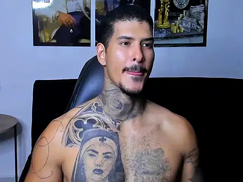 jiro kenji1 online show from February 28, 2026, 8:43 pm