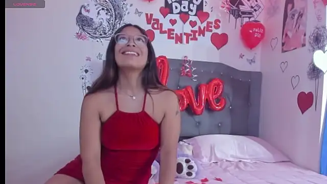 Megan Darcy online show from February 14, 2026, 6:59 pm