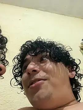 Snapshot of Casal-foda_braba chatting on June 14, 2026, 9:50 pm Casal-foda braba online show from June 14, 2026, 9:50 pm