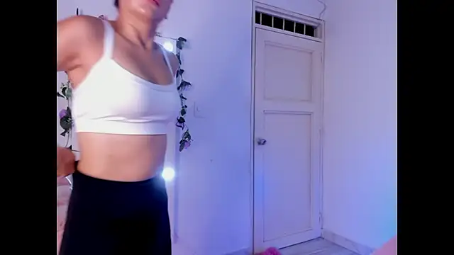 Snapshot of kazumikyoo7 chatting on November 6, 2025, 1:34 pm kazumikyoo7 online show from November 6, 2025, 1:34 pm