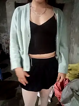 Phuong xxx online show from December 21, 2025, 1:13 am