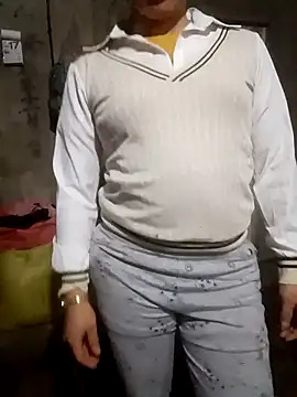 Phuong xxx online show from February 17, 2026, 12:23 pm