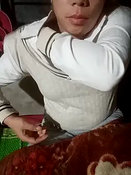 Phuong xxx online show from March 12, 2026, 1:39 pm