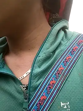 Phuong xxx online show from March 13, 2026, 3:46 am