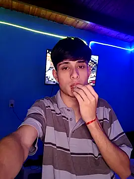 matiatr1112 online show from September 14, 2025, 4:44 am