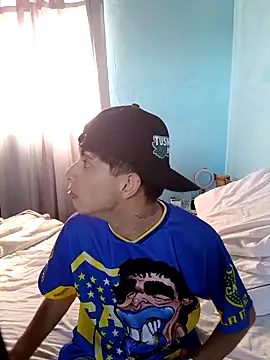 matiatr1112 online show from November 10, 2025, 7:35 pm