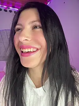Snapshot of Mia_salinass chatting on May 17, 2026, 2:31 am Mia salinass online show from May 17, 2026, 2:31 am