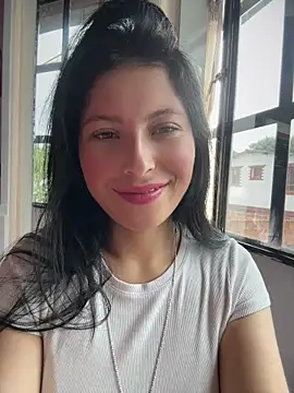 Snapshot of Mia_salinass chatting on May 27, 2026, 7:00 pm Mia salinass online show from May 27, 2026, 7:00 pm