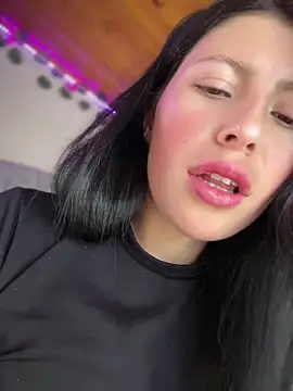 Snapshot of Mia_salinass chatting on June 21, 2026, 8:00 pm Mia salinass online show from June 21, 2026, 8:00 pm
