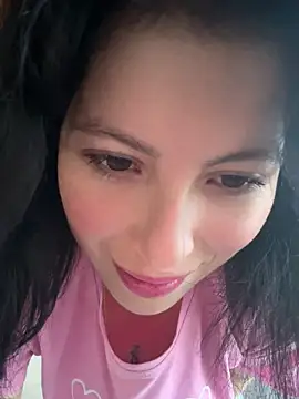 Snapshot of Mia_salinass chatting on July 1, 2026, 7:35 pm Mia salinass online show from July 1, 2026, 7:35 pm