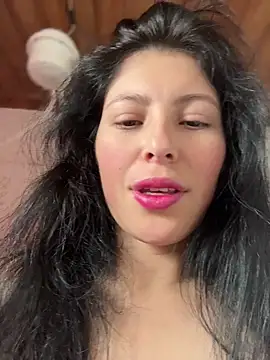 Snapshot of Mia_salinass chatting on July 29, 2026, 6:50 pm Mia salinass online show from July 29, 2026, 6:50 pm