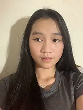 Snapshot of -Lie-06 chatting on October 18, 2025, 1:12 pm -Lie-06 online show from October 18, 2025, 1:12 pm