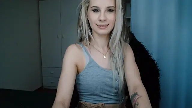 KristineGlow online show from June 24, 2026, 6:51 pm