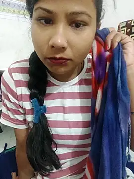 Vaani Cutie online show from October 5, 2025, 2:10 am