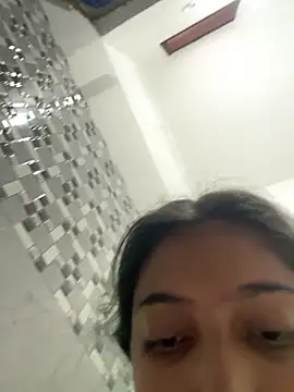 Snapshot of HeerStd chatting on March 8, 2026, 3:43 am HeerStd online show from March 8, 2026, 3:43 am