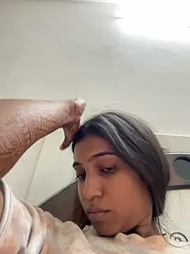 Snapshot of HeerStd chatting on March 25, 2026, 5:57 am HeerStd online show from March 25, 2026, 5:57 am