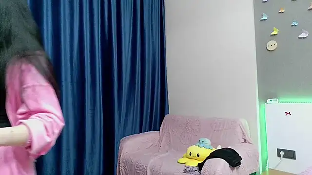 RoxysinX online show from September 11, 2025, 4:07 pm