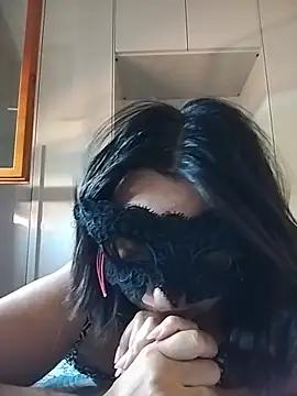 Snapshot of caldaevogliosa81 chatting on July 10, 2026, 9:23 am caldaevogliosa81 online show from July 10, 2026, 9:23 am